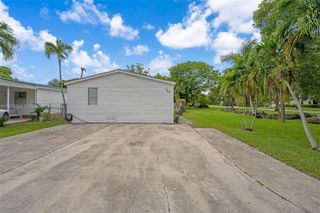 19800 SW 180 ave # 247, Miami, FL 33187