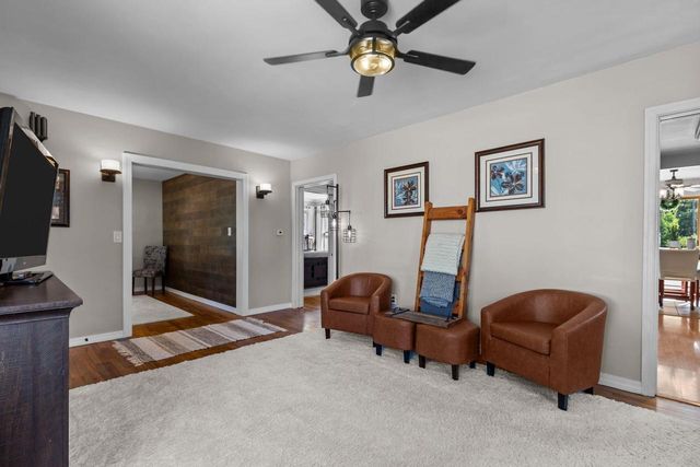 312 S LAKE STREET, Neenah, WI 54956