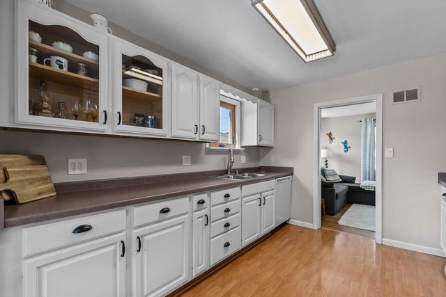 312 S LAKE STREET, Neenah, WI 54956
