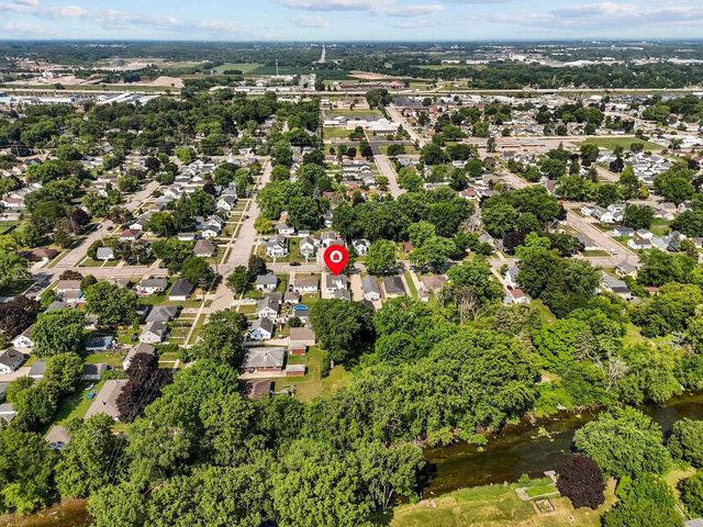 312 S LAKE STREET, Neenah, WI 54956