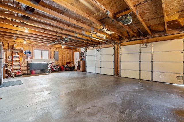 312 S LAKE STREET, Neenah, WI 54956