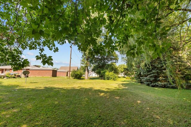 312 S LAKE STREET, Neenah, WI 54956