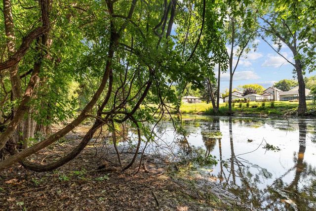 312 S LAKE STREET, Neenah, WI 54956