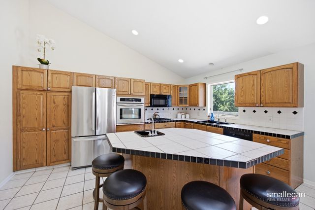 4227 Flamingo Avenue SW, Wyoming, MI 49509
