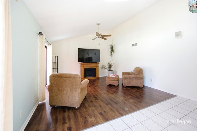 4227 Flamingo Avenue SW, Wyoming, MI 49509