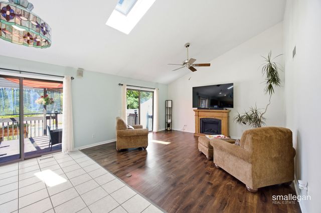 4227 Flamingo Avenue SW, Wyoming, MI 49509