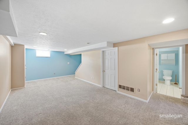 4227 Flamingo Avenue SW, Wyoming, MI 49509