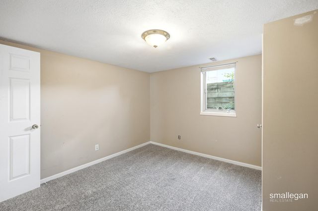 4227 Flamingo Avenue SW, Wyoming, MI 49509
