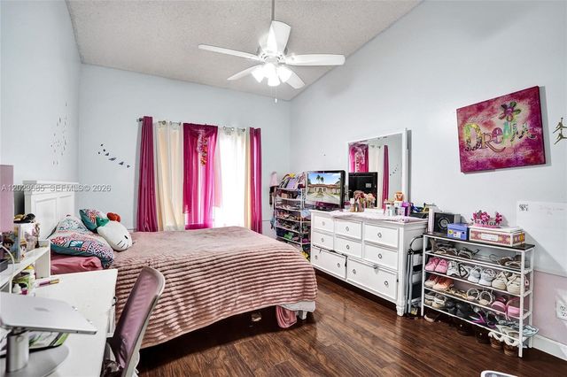 3273 W Inverrary Blvd W, Lauderhill, FL 33319