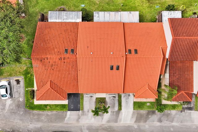 3273 W Inverrary Blvd W, Lauderhill, FL 33319
