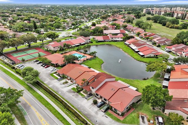 3273 W Inverrary Blvd W, Lauderhill, FL 33319