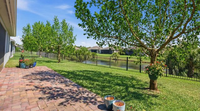 1650 Segovia Circle, Vero Beach, FL 32966