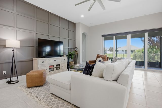 1650 Segovia Circle, Vero Beach, FL 32966