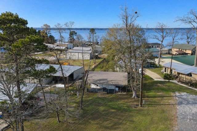 31 Kokomo Run, Point Blank, TX 77364