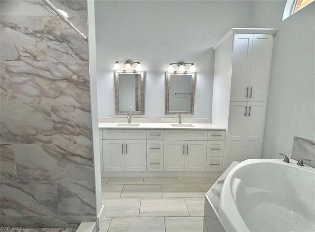 12396 Kelly Sands WAY, Fort Myers, FL 33908