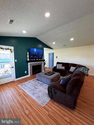 543 CEDAR HOLLOW DR, Yardley, PA 19067