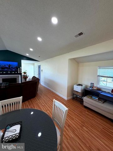 543 CEDAR HOLLOW DR, Yardley, PA 19067
