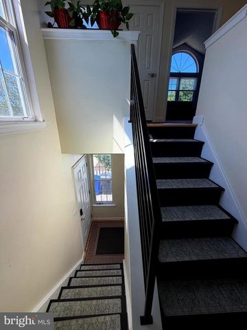 543 CEDAR HOLLOW DR, Yardley, PA 19067