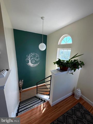 543 CEDAR HOLLOW DR, Yardley, PA 19067