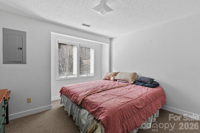 299 Blue Ridge Drive S 3, Marion, NC 28752