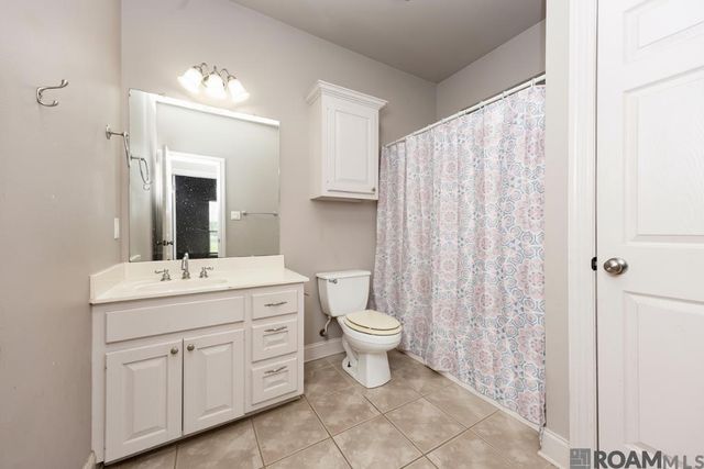 34184 Fountain View Dr, Walker, LA 70785