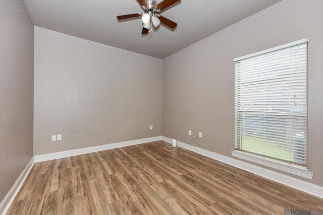 34184 Fountain View Dr, Walker, LA 70785