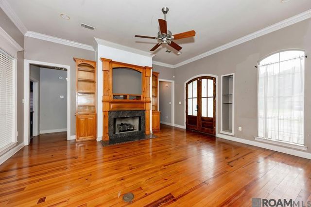 34184 Fountain View Dr, Walker, LA 70785