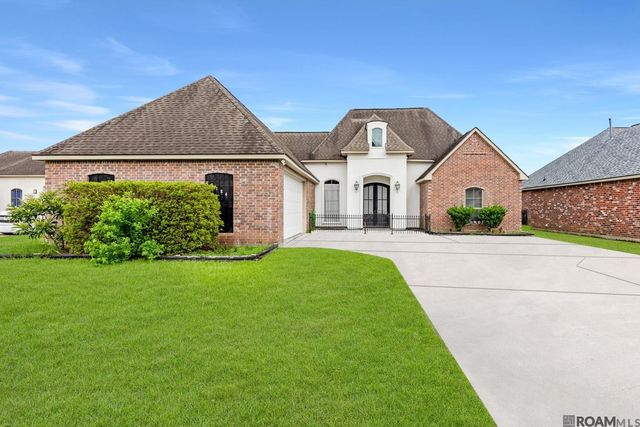 34184 Fountain View Dr, Walker, LA 70785