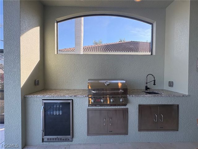 831 Old Burnt Store RD N, Cape Coral, FL 33993