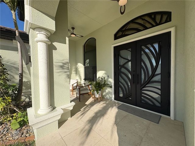 831 Old Burnt Store RD N, Cape Coral, FL 33993