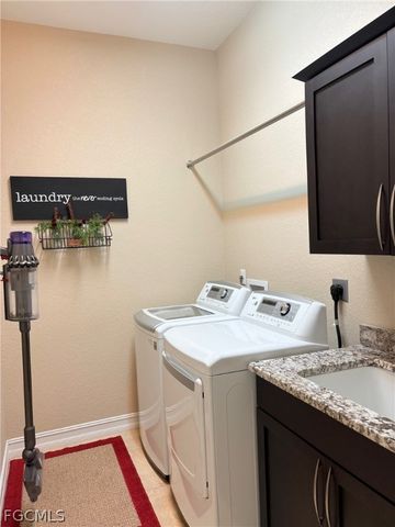 831 Old Burnt Store RD N, Cape Coral, FL 33993