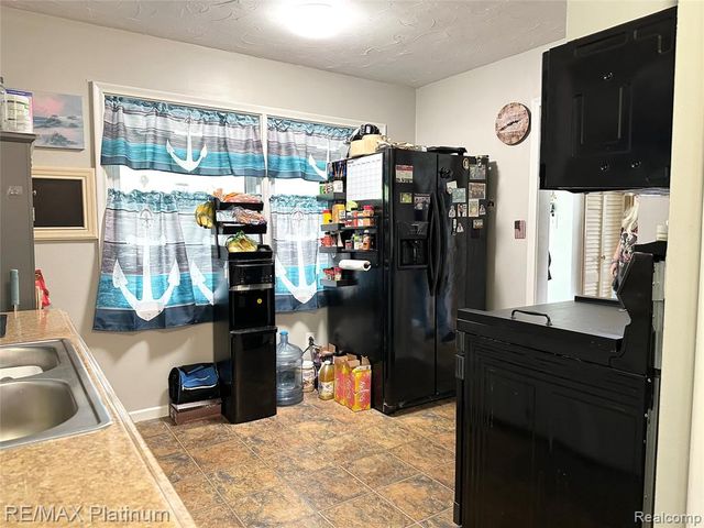 1015 Canal Street, Milford, MI 48381