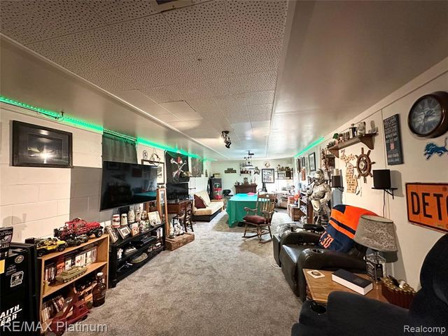 1015 Canal Street, Milford, MI 48381