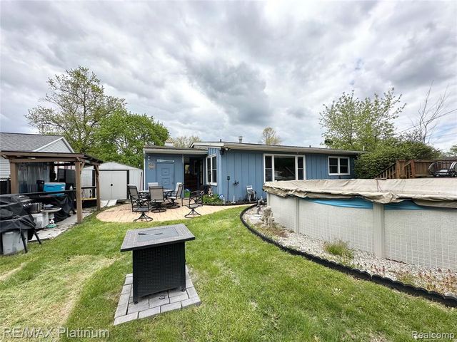 1015 Canal Street, Milford, MI 48381
