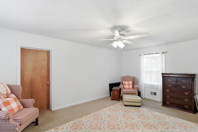 319 E Hampton Street, Elloree, SC 29047