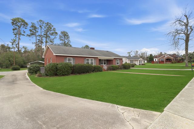 319 E Hampton Street, Elloree, SC 29047