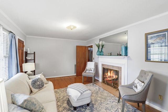 319 E Hampton Street, Elloree, SC 29047