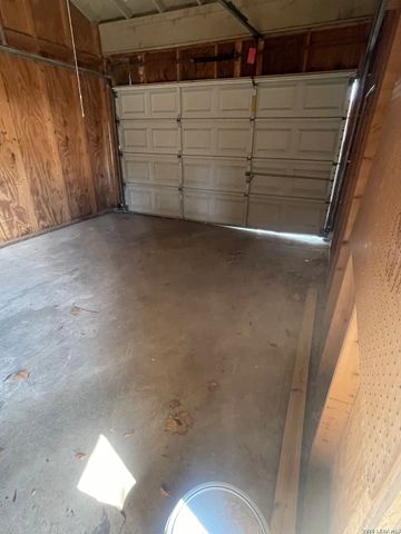 7107 Swinford, San Antonio, TX 78239