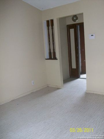 7107 Swinford, San Antonio, TX 78239