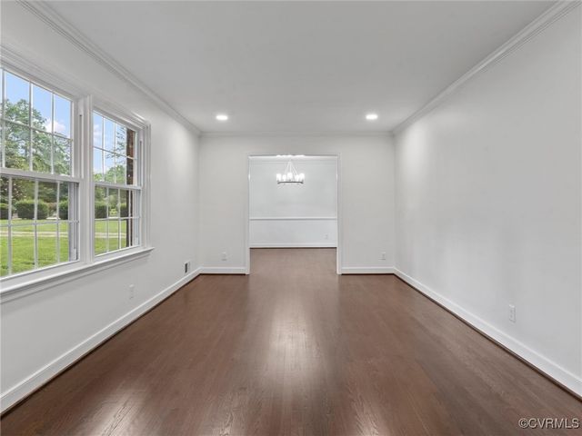 3910 Oxbridge Rd, Richmond, VA 23236