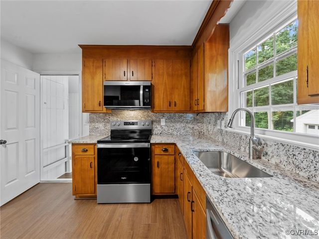 3910 Oxbridge Rd, Richmond, VA 23236