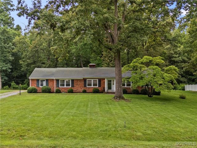 3910 Oxbridge Rd, Richmond, VA 23236