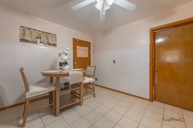 8725 S Harper Avenue 2, Chicago, IL 60619