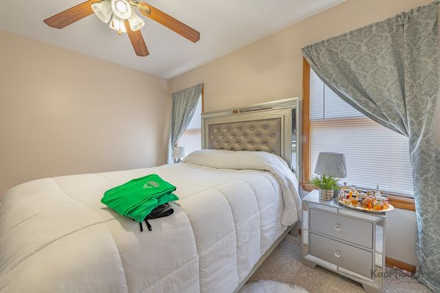 8725 S Harper Avenue 2, Chicago, IL 60619