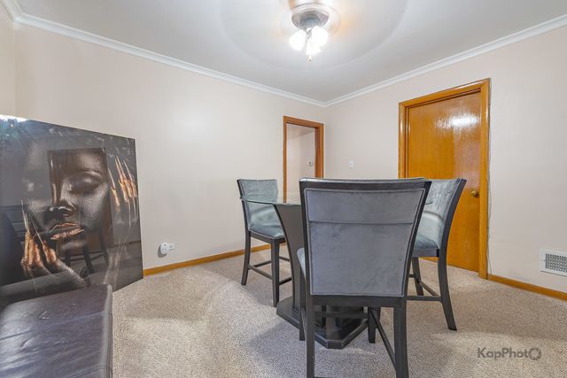 8725 S Harper Avenue 2, Chicago, IL 60619