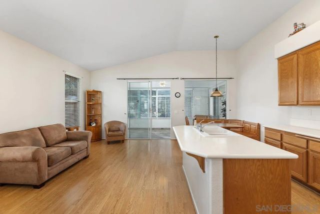 1027 Honeysuckle Dr, San Marcos, CA 92078