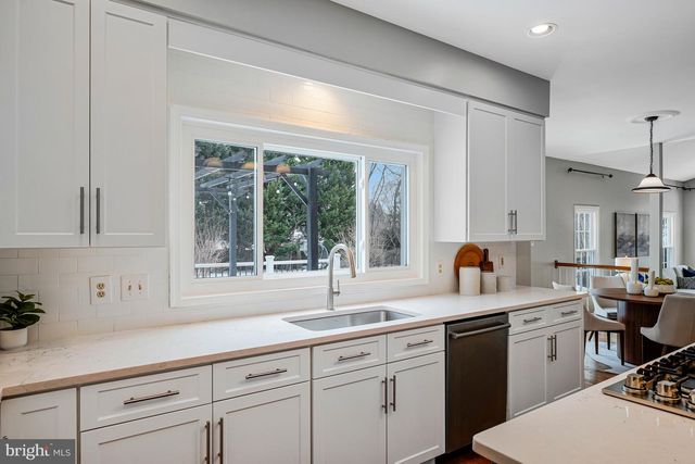 4803 WALNEY KNOLL CT, Chantilly, VA 20151