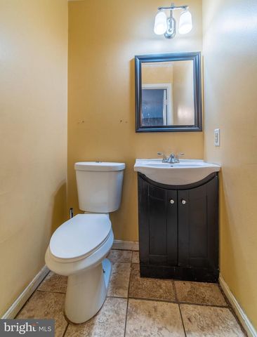 5936 APPLEGARTH PL, Capitol Heights, MD 20743