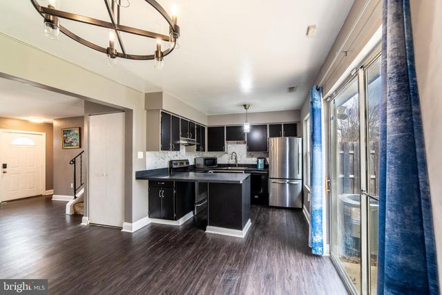 5936 APPLEGARTH PL, Capitol Heights, MD 20743