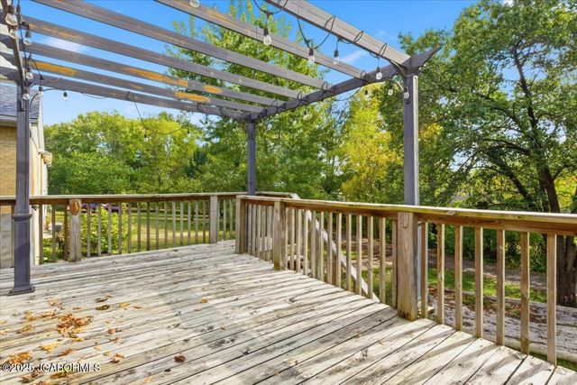 1837 W MCCARTY STREET, Jefferson City, MO 65109